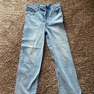Levi’s ribcage jeans 29x31, lightly used